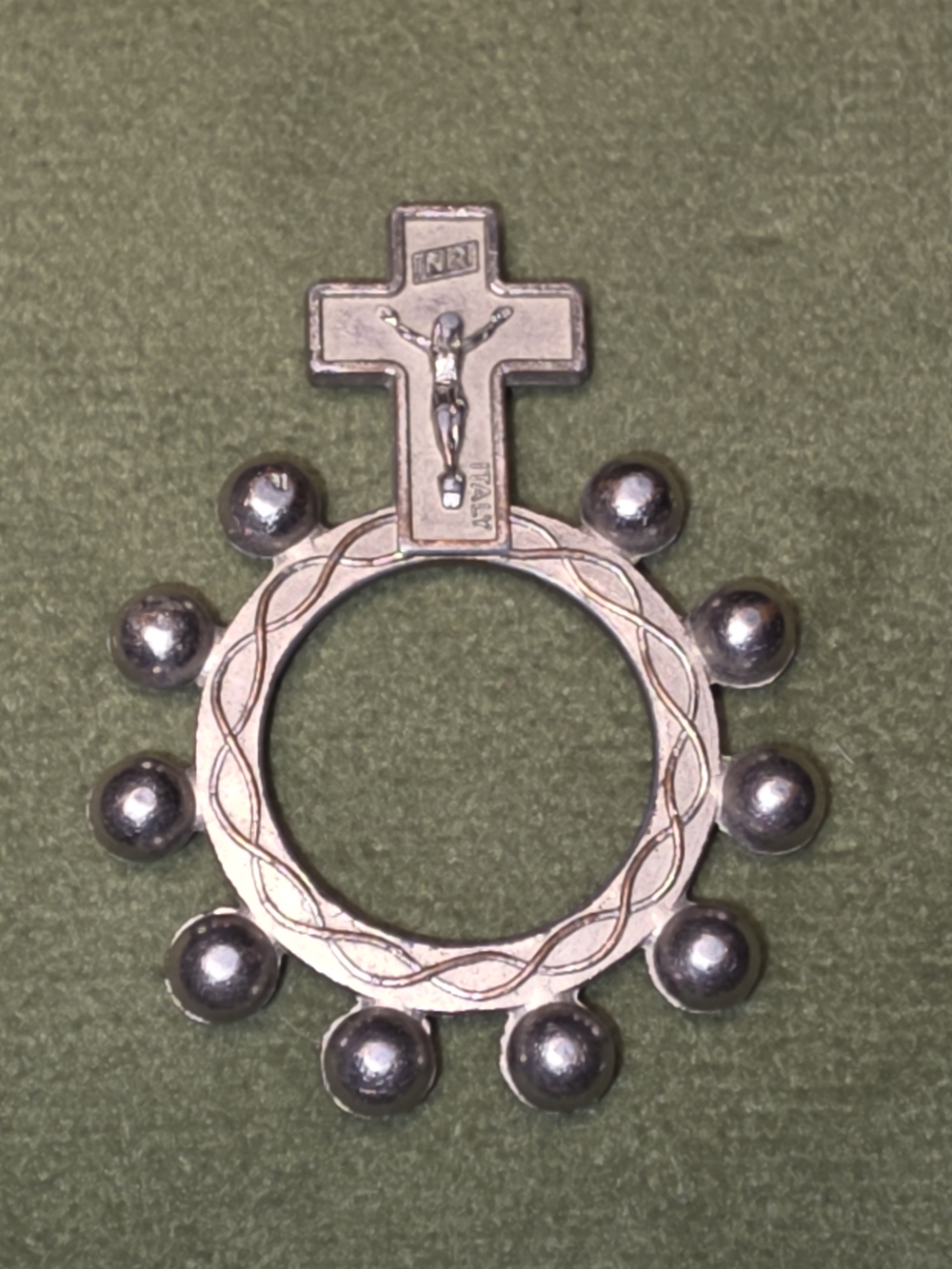 Vintage ITALY Finger Rosary Ring Silver-Tone Rosary Ring with Crucifix
